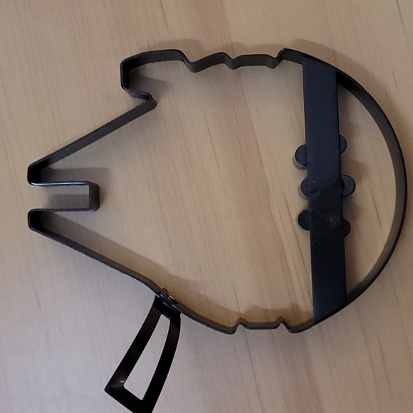 Williams-Sonoma Star Wars Falcon Tie Fighter X-Wing Metal Pancake Molds - Picture 3 of 10